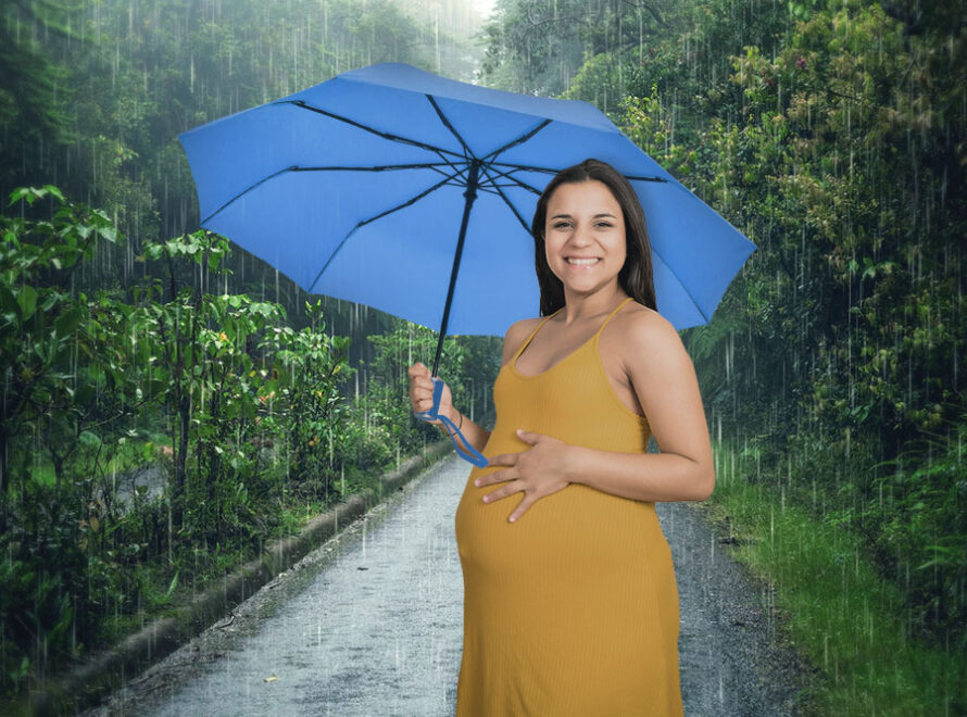pregnant woman monsoon
